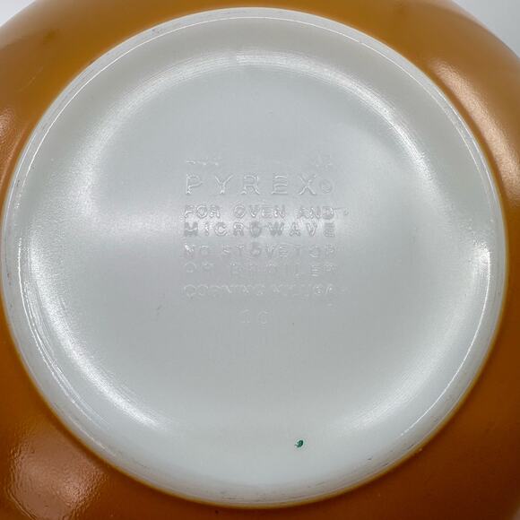 Vintage Pyrex 444 Butterfly Gold Cinderella Mixing Bowl Bakeware Flower Pattern - Picture 7 of 8